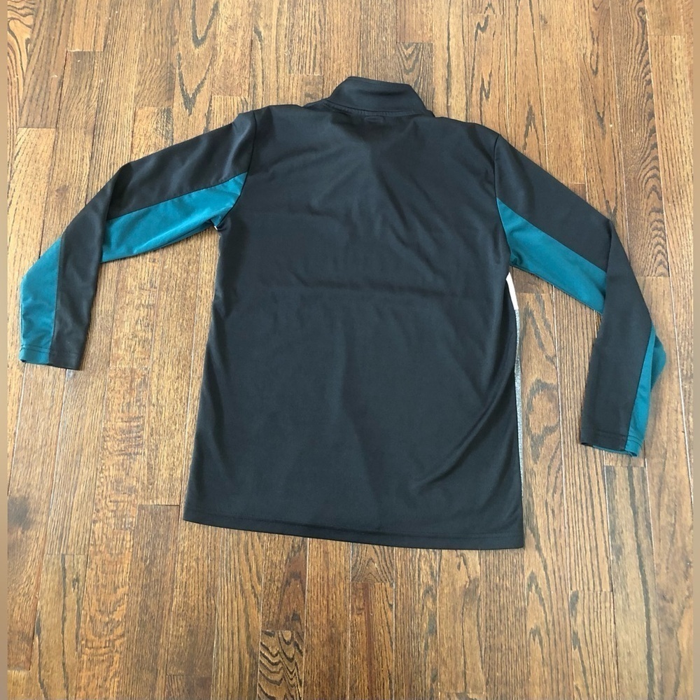 Philadelphia Eagles NFL Team Apparel Boys 18-20 Active 1/4 Zip Pullover - EUC! - Picture 9 of 10